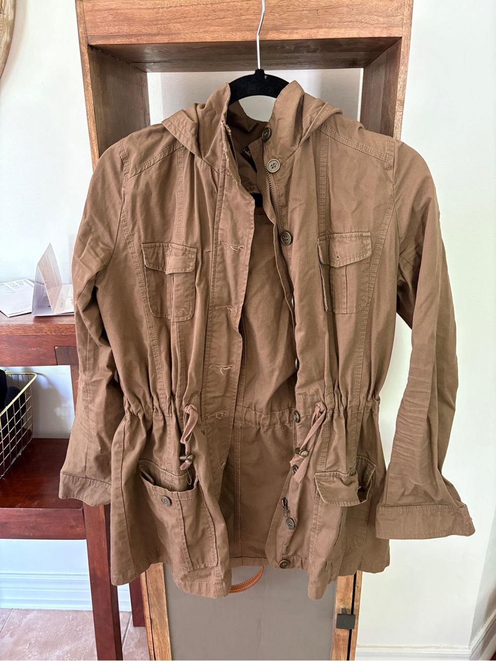 mine Hooded Utility Jacket in Brown
